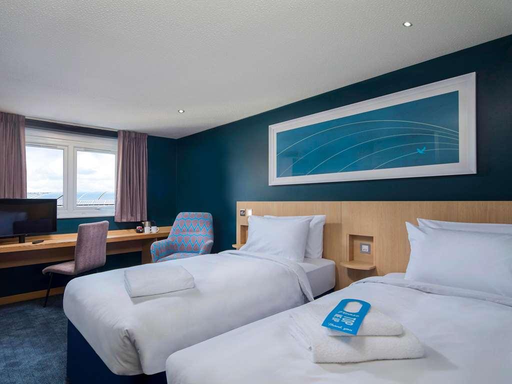 Travelodge Swansea Central Quarto foto